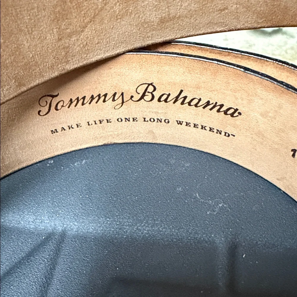 Tommy Bahama Tan Leather Crocodile Pattern Belt size 40 - Picture 2 of 6